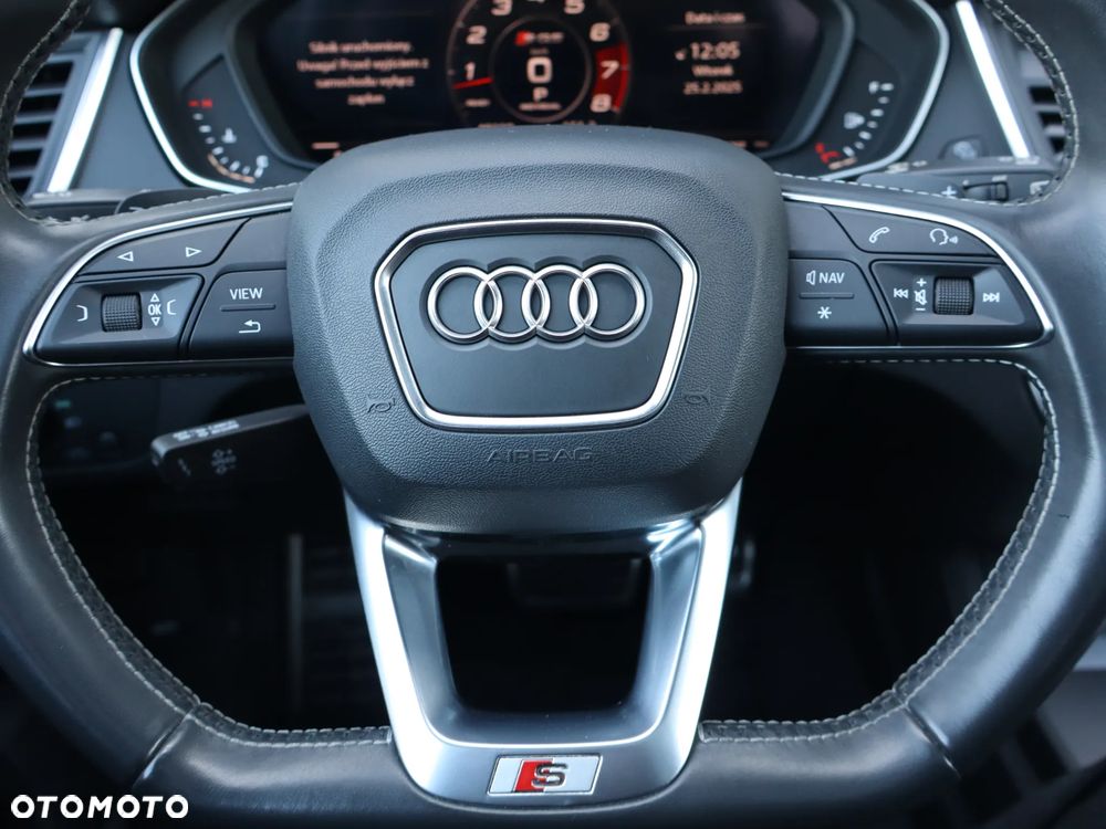 Audi SQ5 - 32