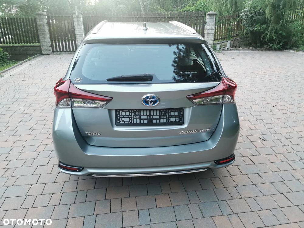 Toyota Auris - 12