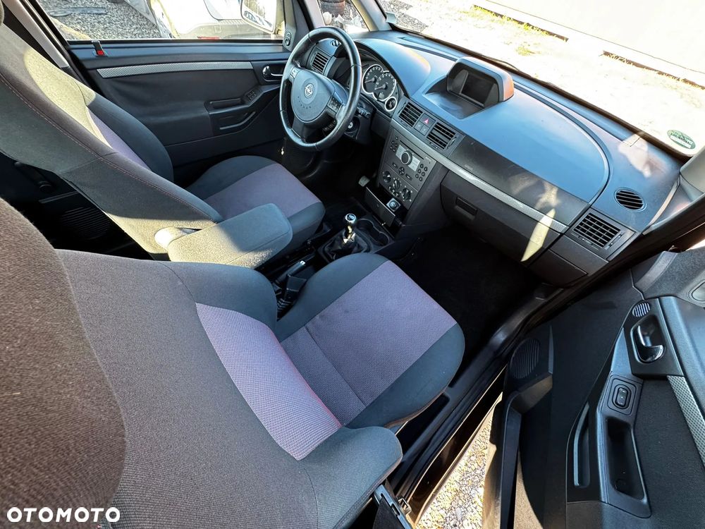 Opel Meriva 1.6 Enjoy - 33