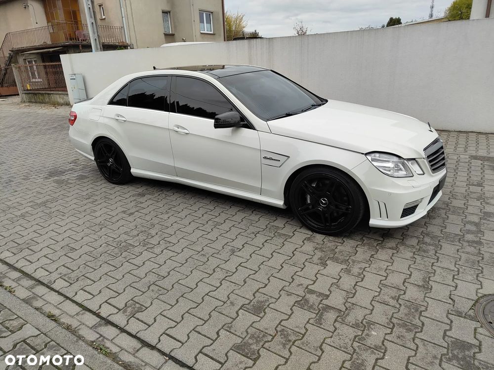 Mercedes-Benz Klasa E 63 AMG - 3