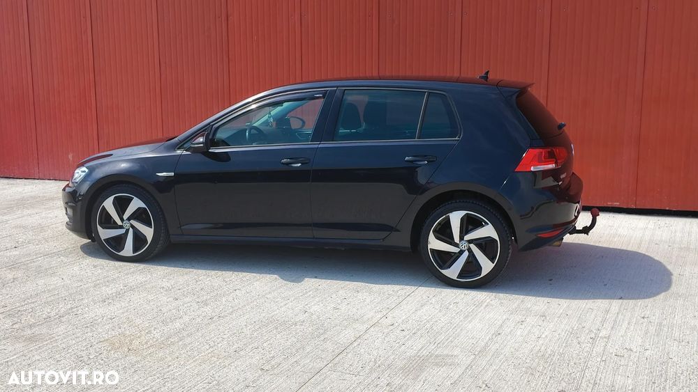 Volkswagen Golf 1.6 TDI BlueMotion Technology Lounge - 15