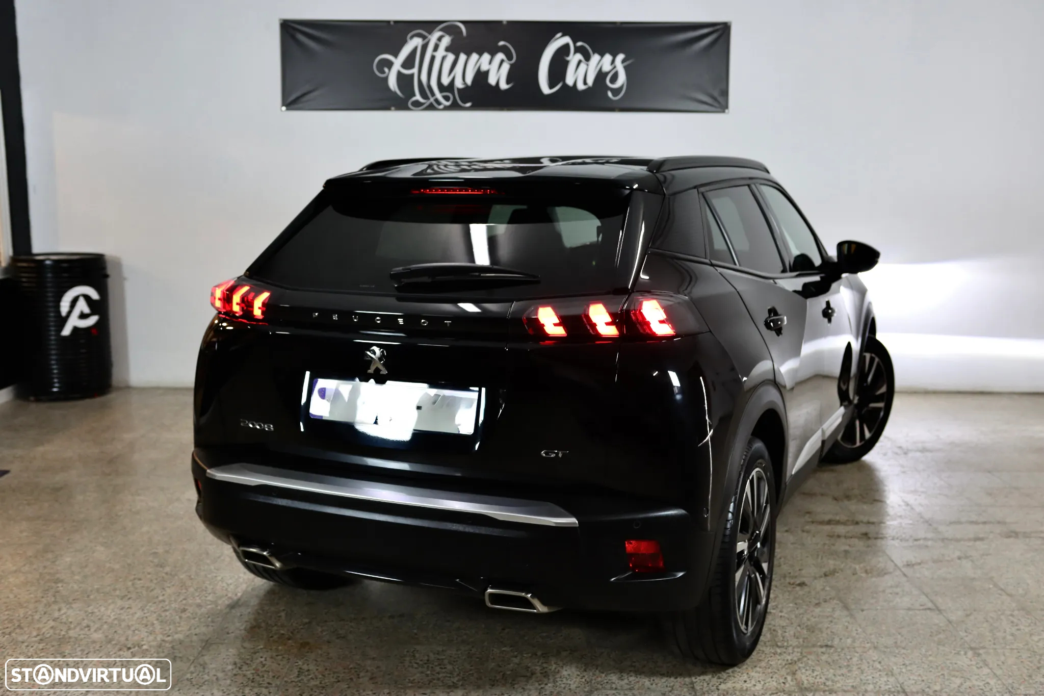 Peugeot 2008 PureTech 130 EAT8 GT - 39
