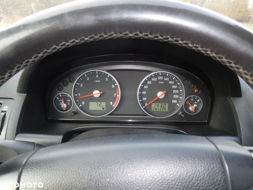 Ford Mondeo 1.8 Ambiente - 14