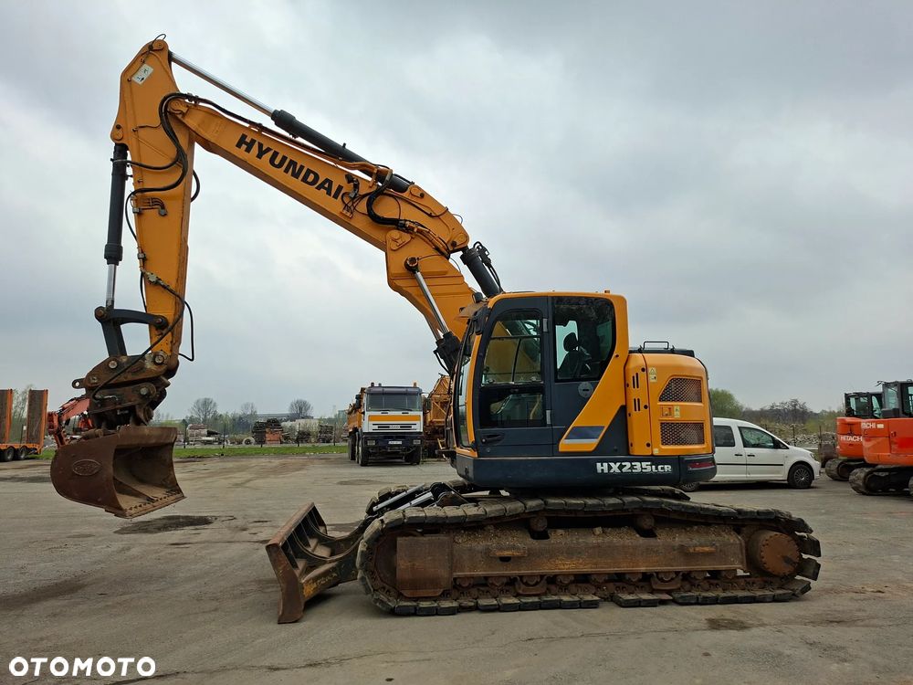 Hyundai HX235 LCR - 2