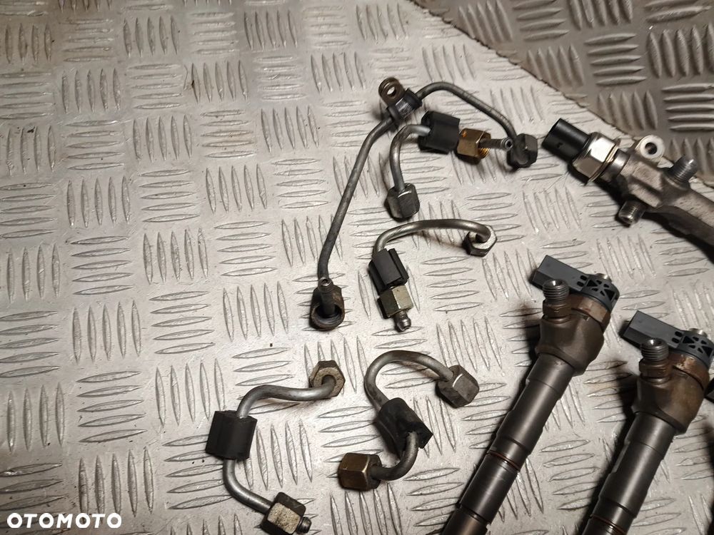 VW GOLF VII UKŁAD WTRYSKOWY PALIWA KOMPLETNY 1.6 TDI CLHA 04L130277AJ 04L130755D 04L089B - 4