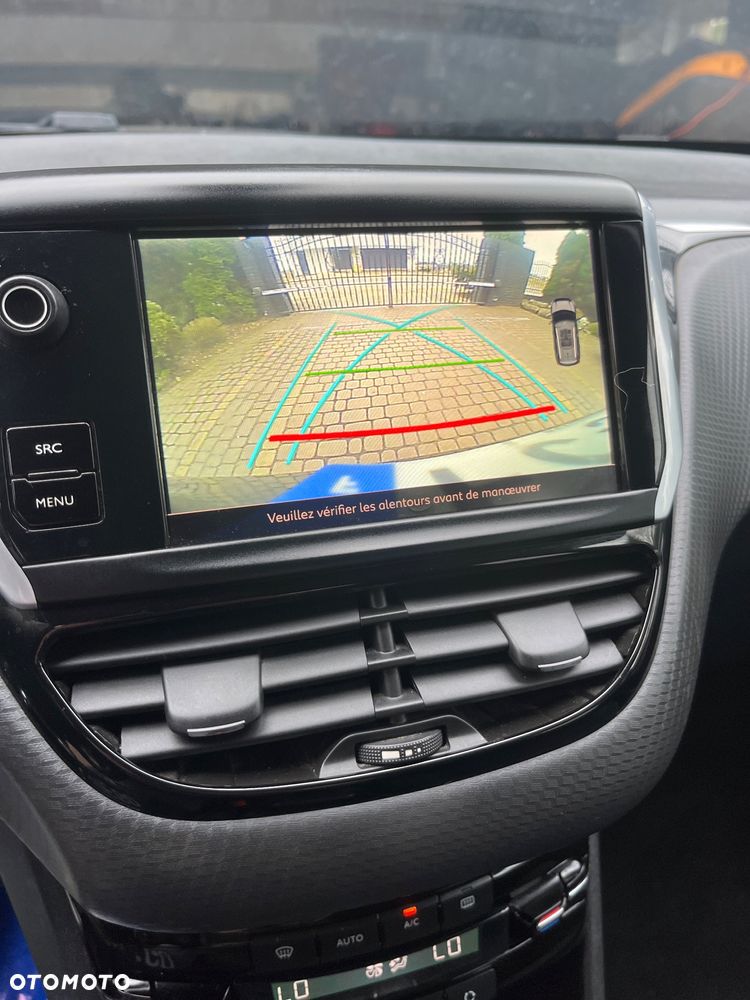 Peugeot 2008 PureTech 110 GPF Stop&Start EAT6 Style - 16