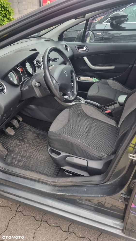 Peugeot 308 1.6 Premium Plus - 1