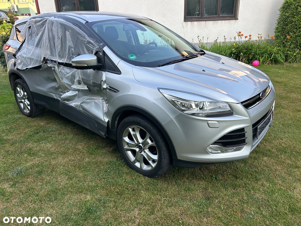 Ford Kuga 2.0 TDCi 4x4 Titanium - 3