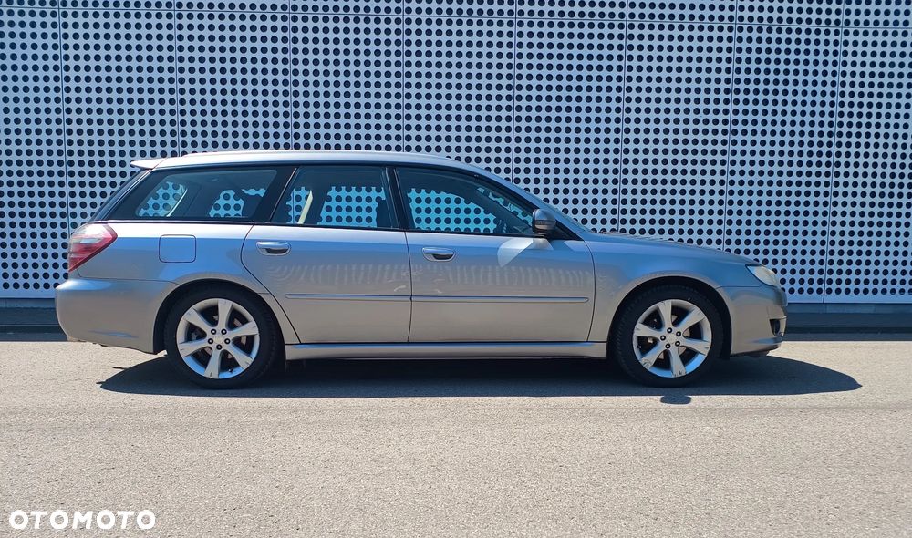 Subaru Legacy - 5