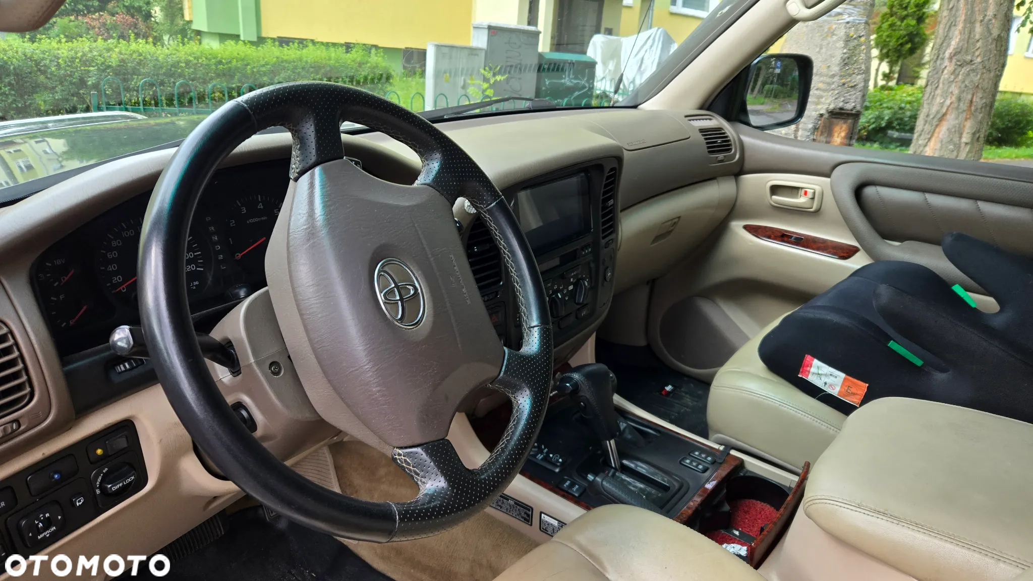 Toyota Land Cruiser 4.7 V8 - 17