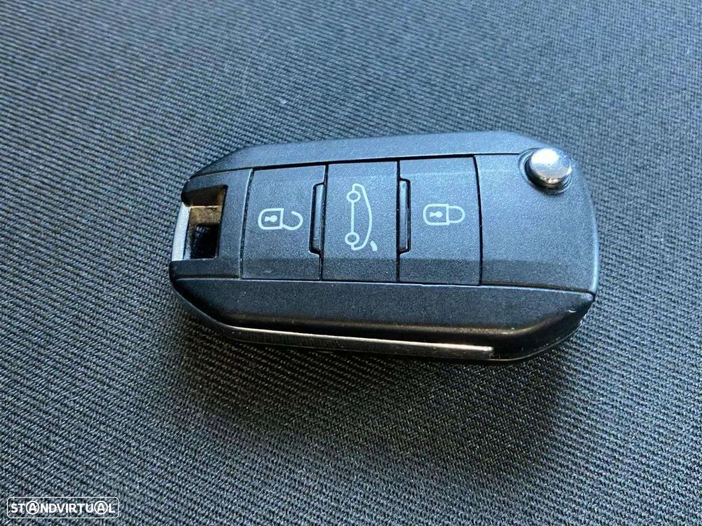 Opel Corsa 1.2 T Edition - 19