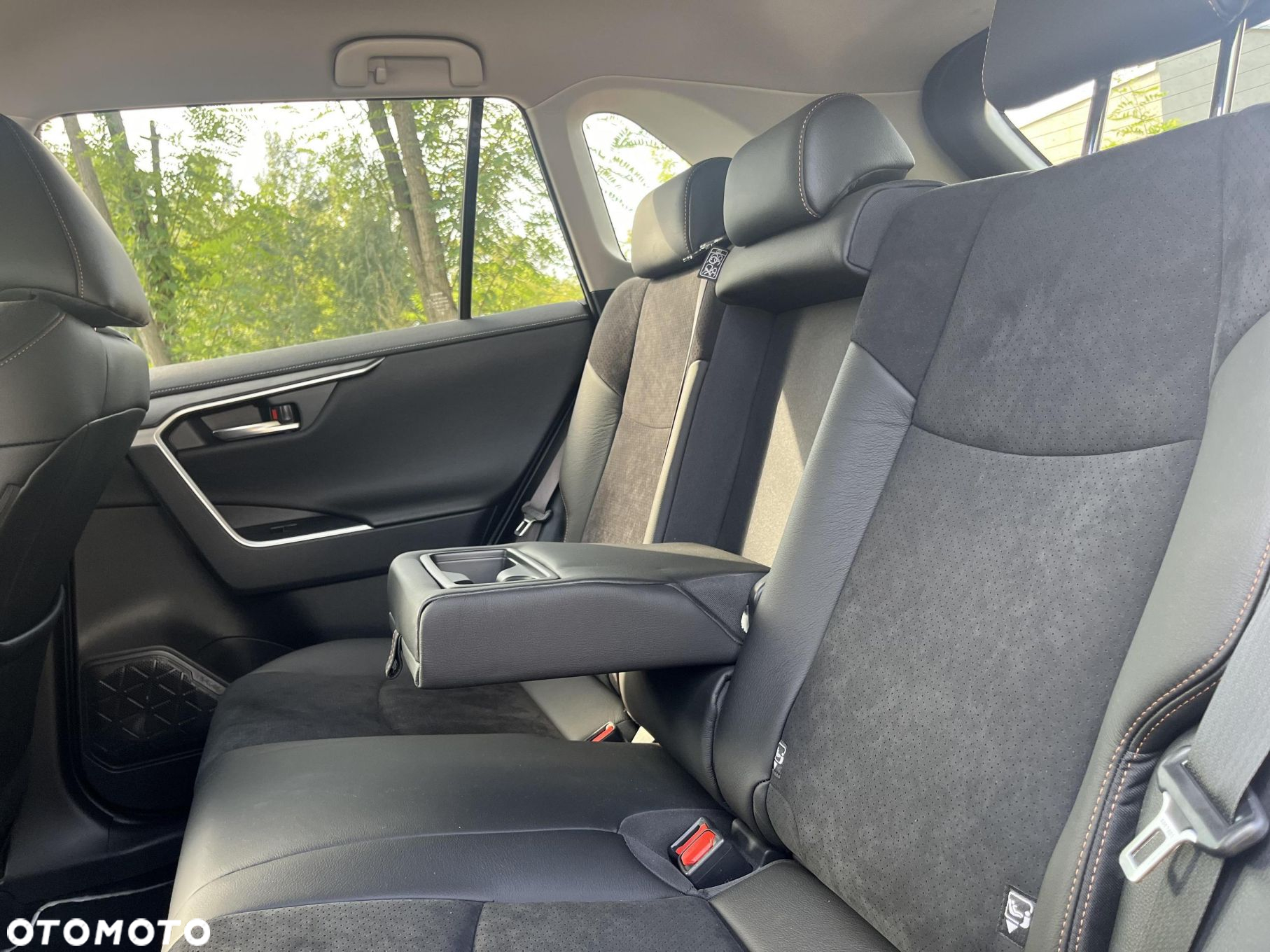 Toyota RAV4 2.5 Hybrid Comfort 4x2 - 12