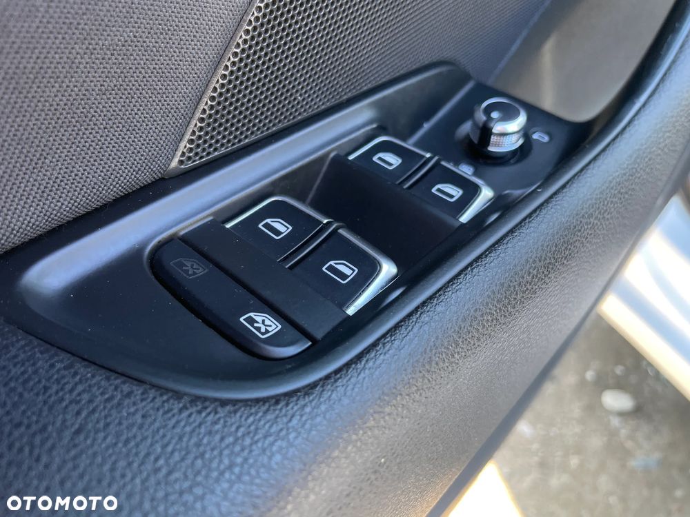 Audi A3 Sportback 1.8 TFSI Attraction S tronic - 28