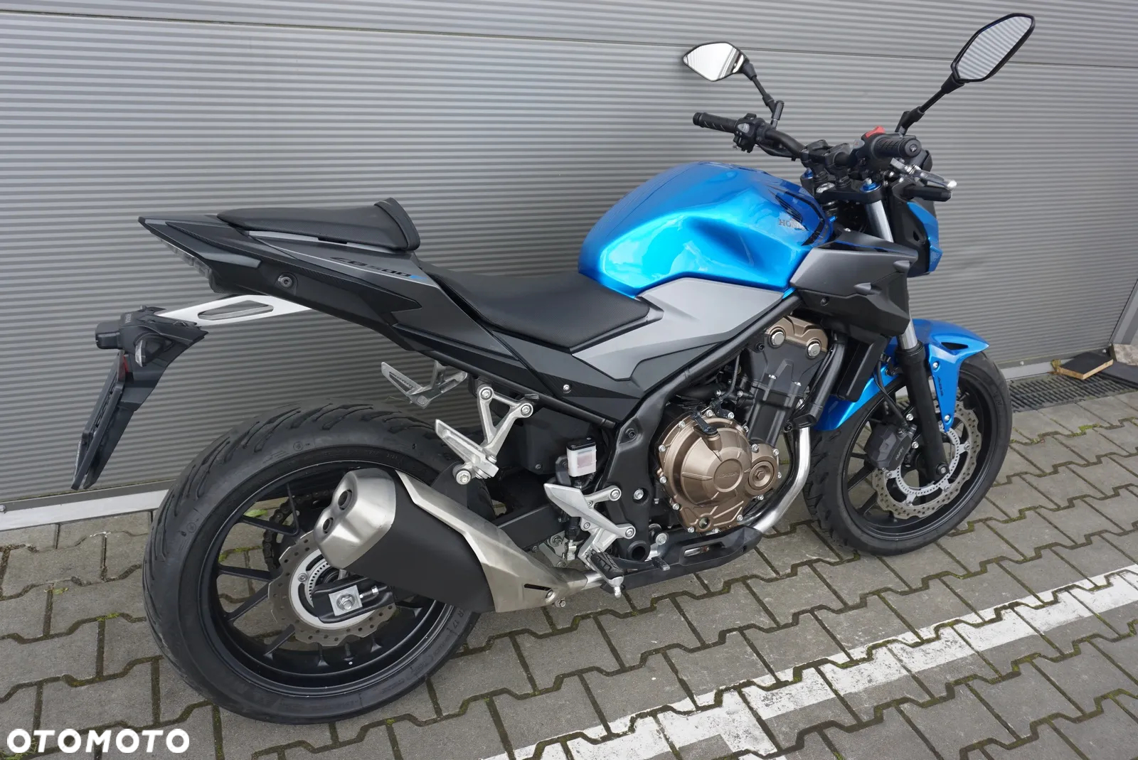 Honda CB - 4
