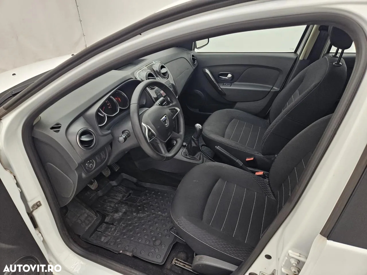 Dacia Logan 1.5 Blue dCi Laureate - 9
