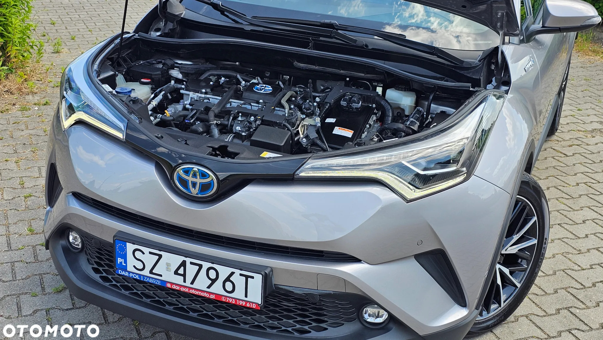 Toyota C-HR Hybrid Lounge - 38