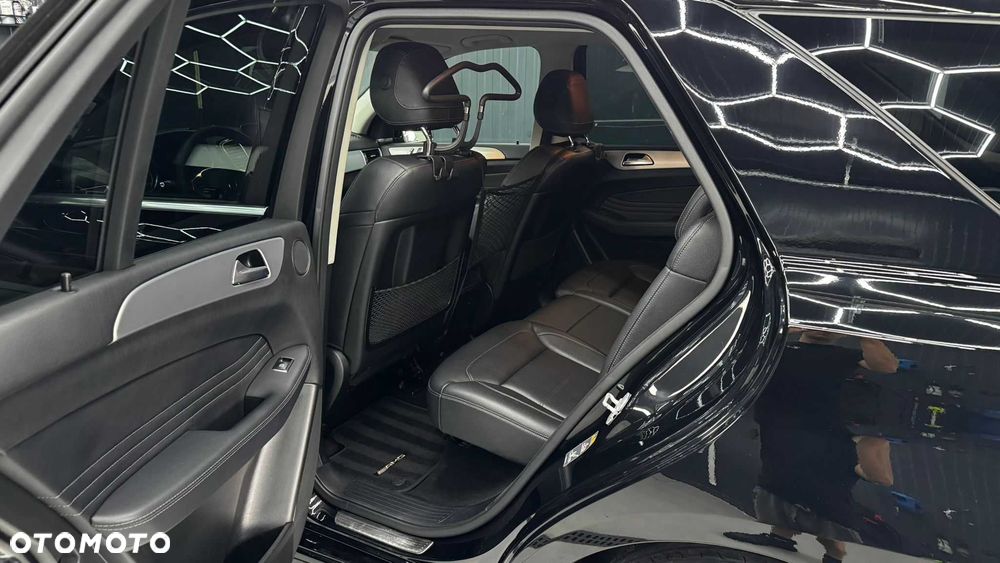 Mercedes-Benz GLE - 5