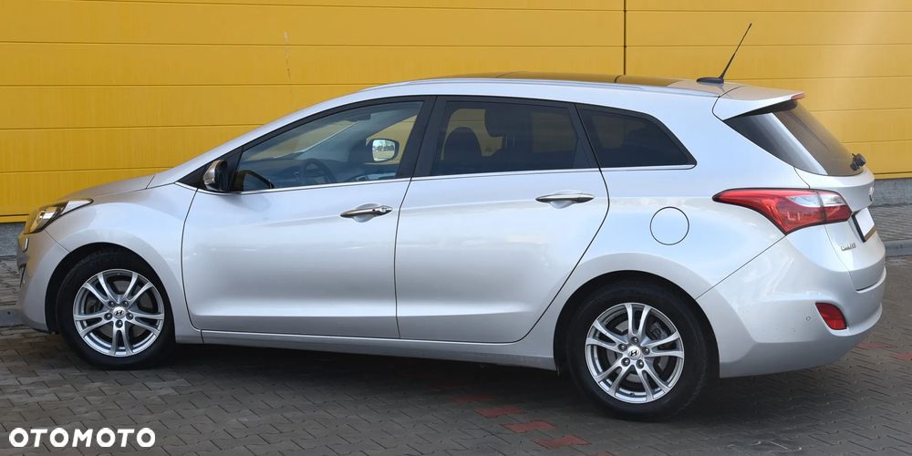 Hyundai i30 blue 1.6 GDI DCT Premium - 13