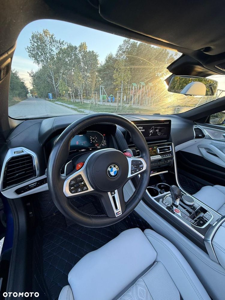 BMW M8 Competition - 12
