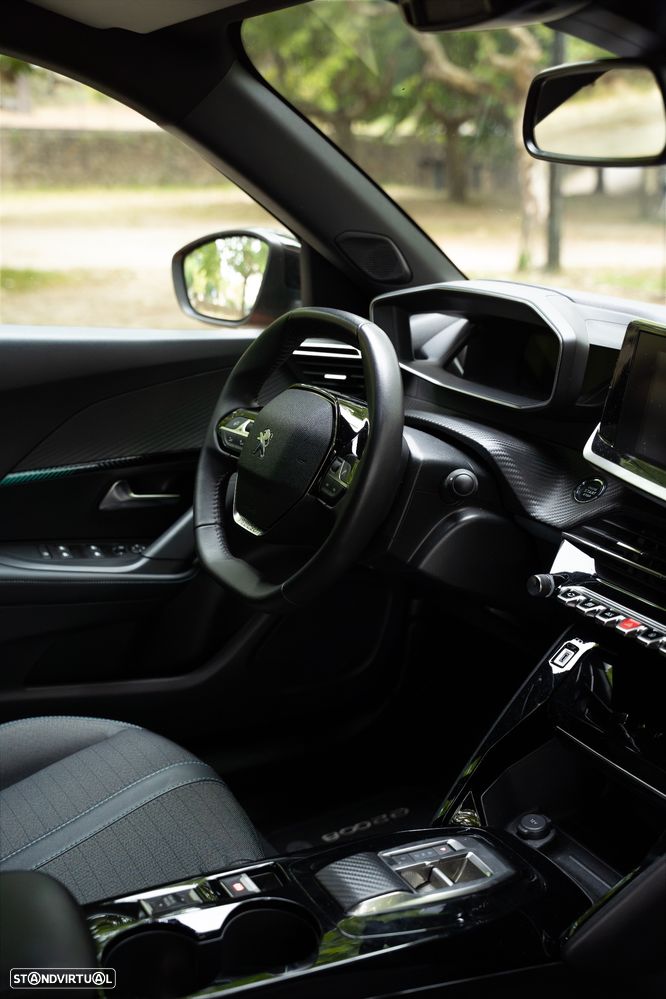 Peugeot 2008 - 13