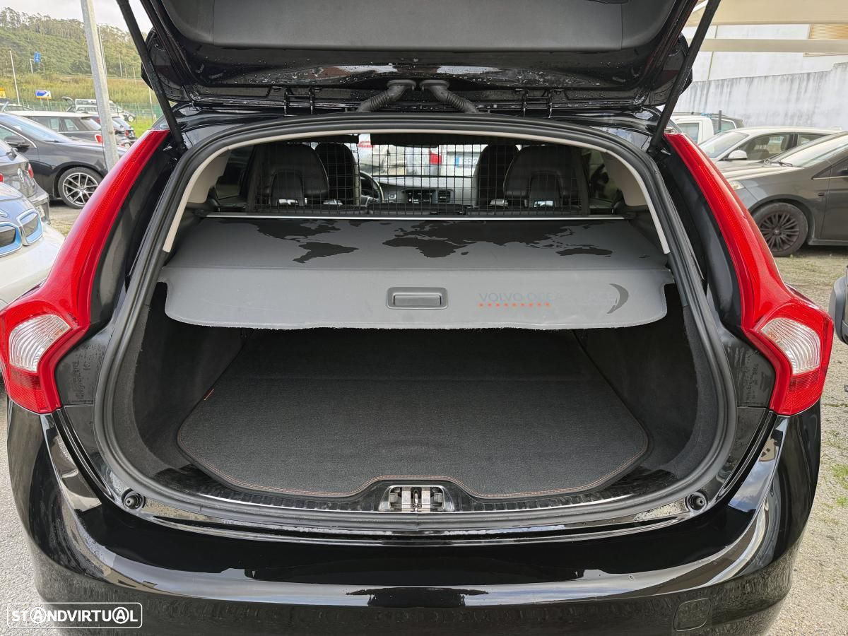 Volvo V60 2.0 D4 VOR Geartronic - 16