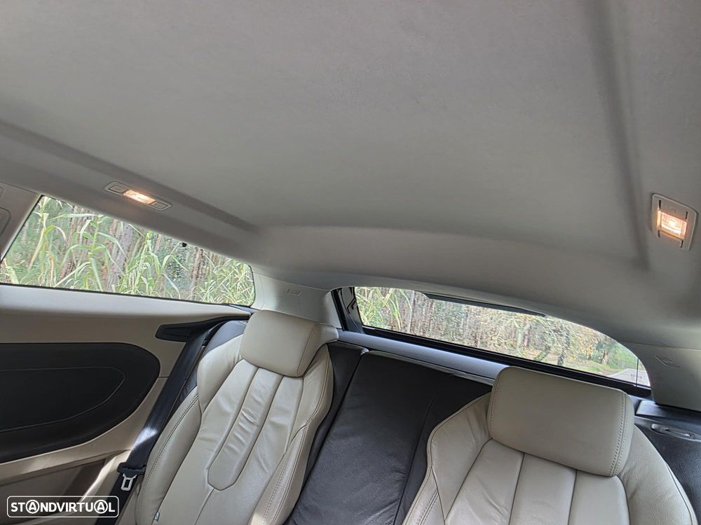 Land Rover Range Rover Evoque 2.2 TD4 Prestige - 27