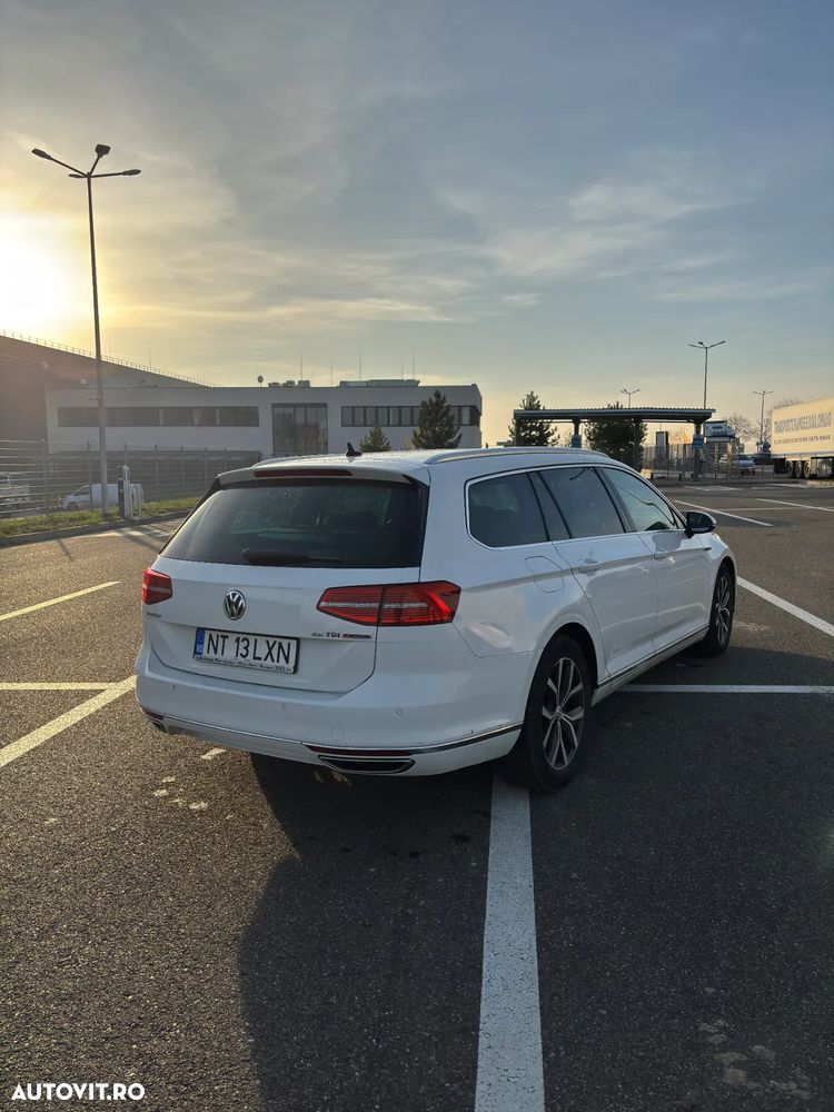 Volkswagen Passat Variant 2.0 TDI DSG 4Motion Highline - 3