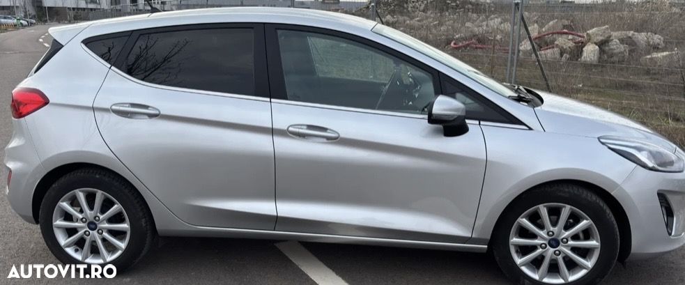 Ford Fiesta 1.0 Powershift Titanium - 6