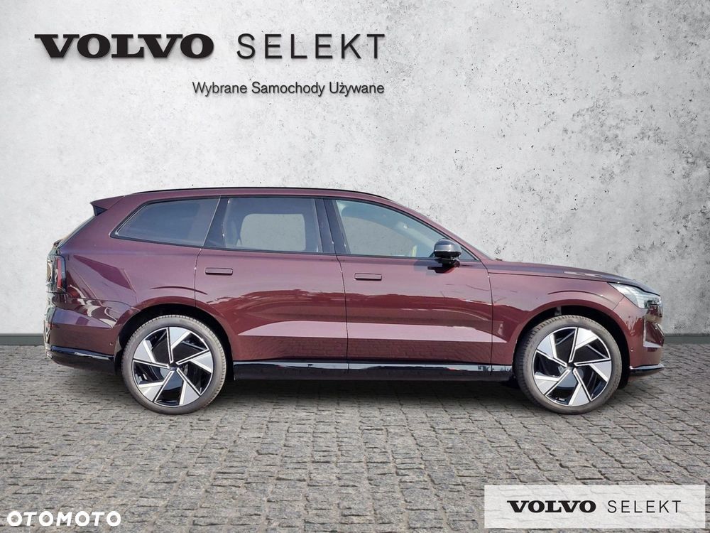 Volvo EX90 - 4