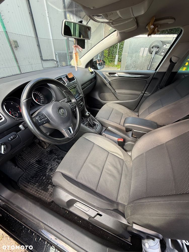 Volkswagen Golf 2.0 TDI Comfortline - 14