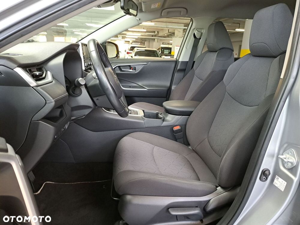 Toyota RAV4 - 12