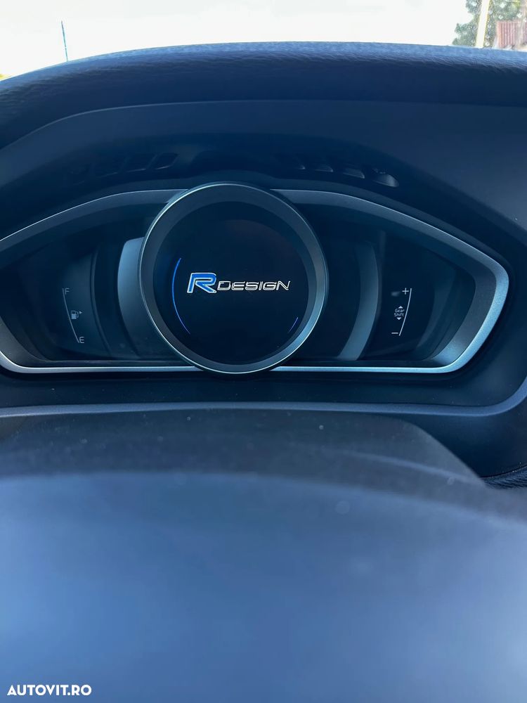 Volvo V40 D2 RDesign - 10