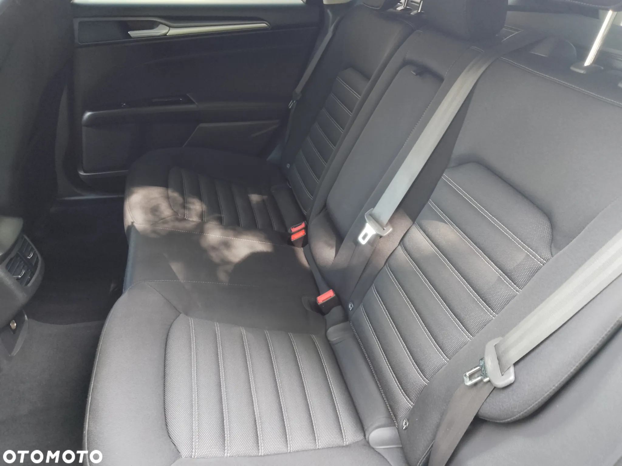 Ford Mondeo 2.0 TDCi Edition PowerShift - 16
