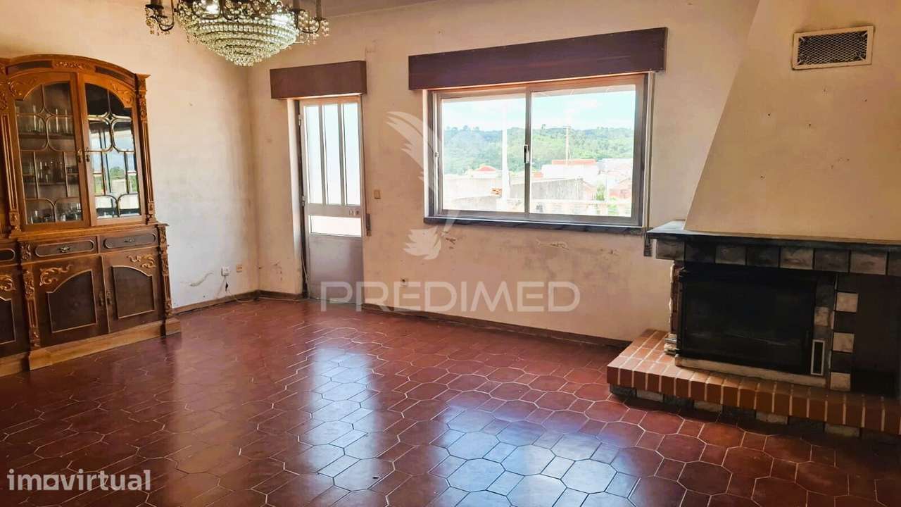 Moradia T2+1,Garagem,Anexos,Arneiro das Milhariças, Santarém - Grande imagem: 3/36