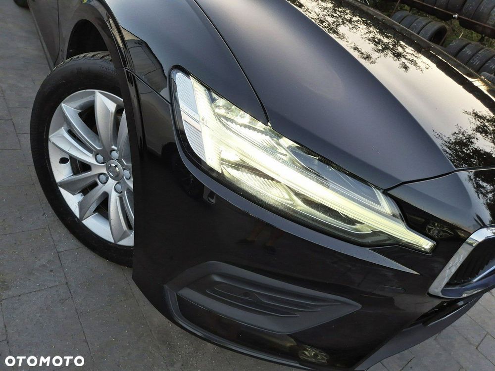 Volvo V60 B4 D Geartronic Momentum Pro - 12