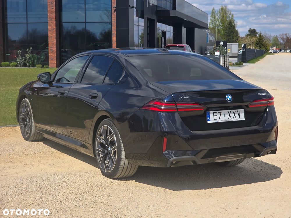 BMW Seria 5 550e xDrive PHEV M Sport - 10