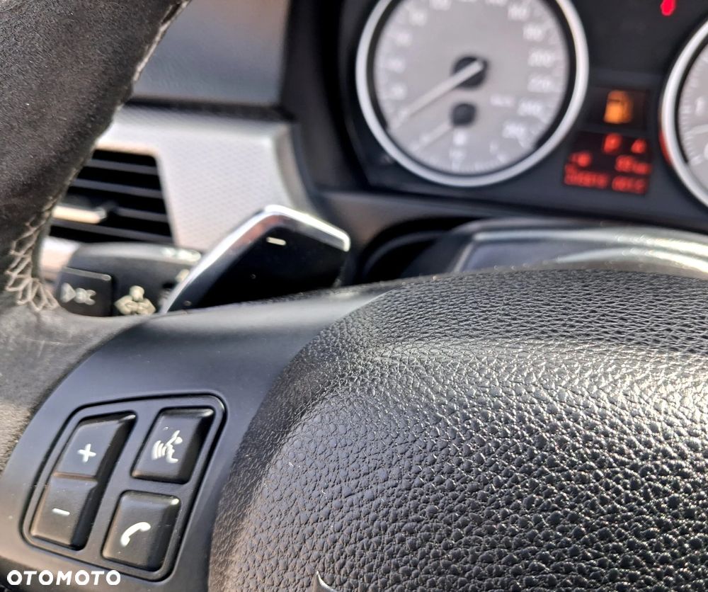 BMW Seria 3 335i M Sport Edition - 28