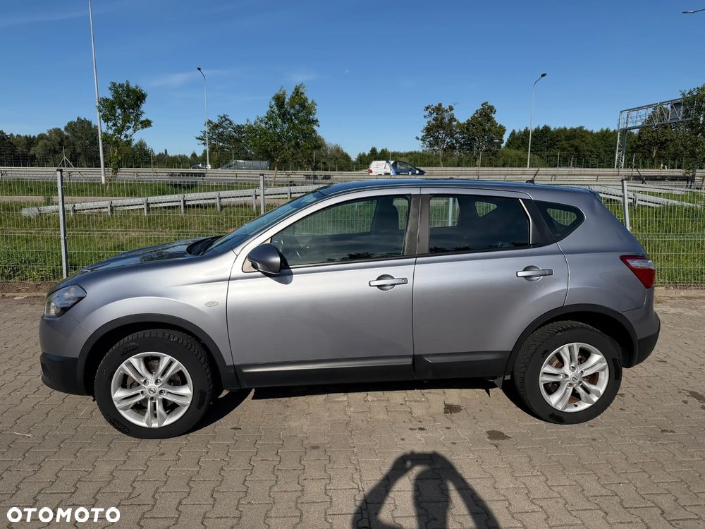 Nissan Qashqai 2.0 dCi DPF acenta - 7