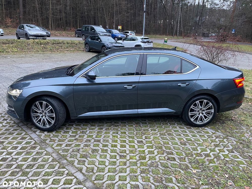 Skoda Superb 2.0 TDI 4x4 Ambition DSG - 2