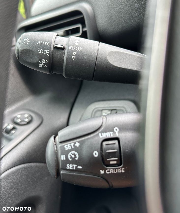 Peugeot Partner BlueHDi 100 Stop&Start Allure - 27