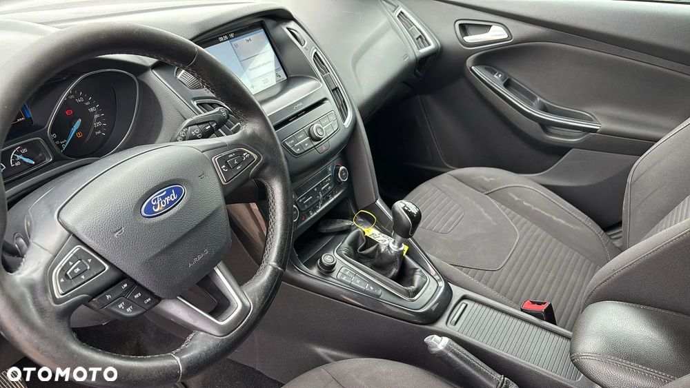 Ford Focus 1.0 EcoBoost SYNC Edition ASS - 5