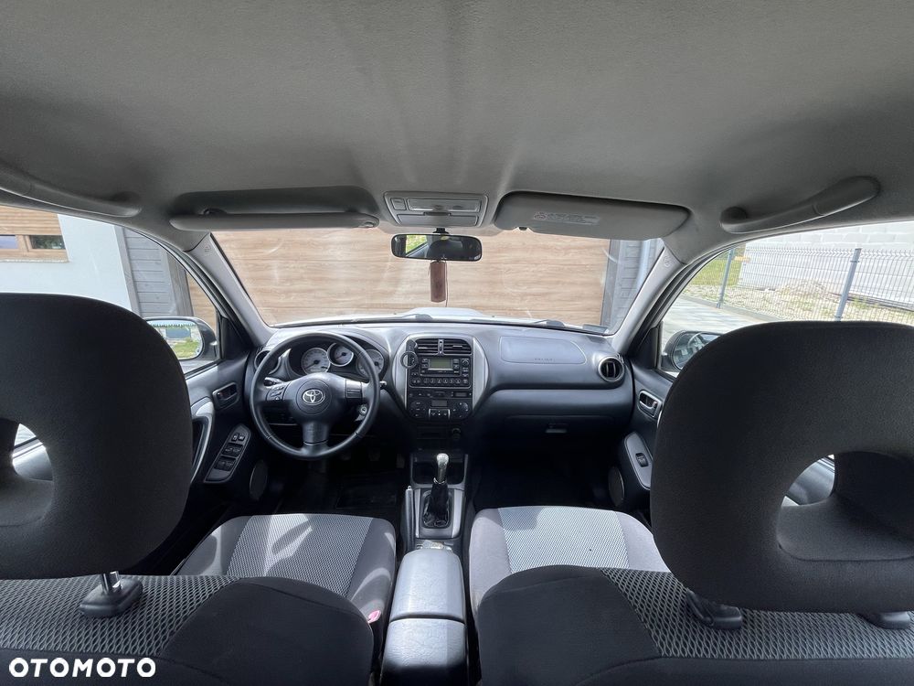 Toyota RAV4 - 5