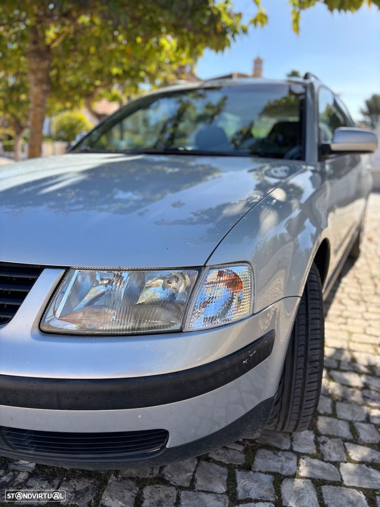 VW Passat Variant - 3