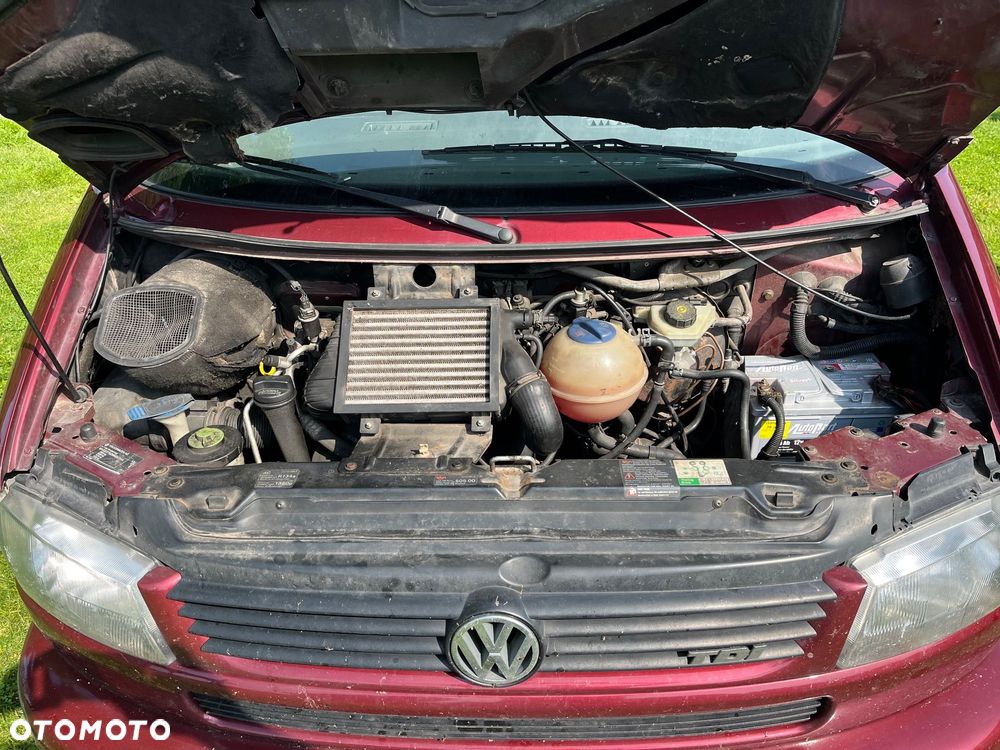 Volkswagen Multivan - 19