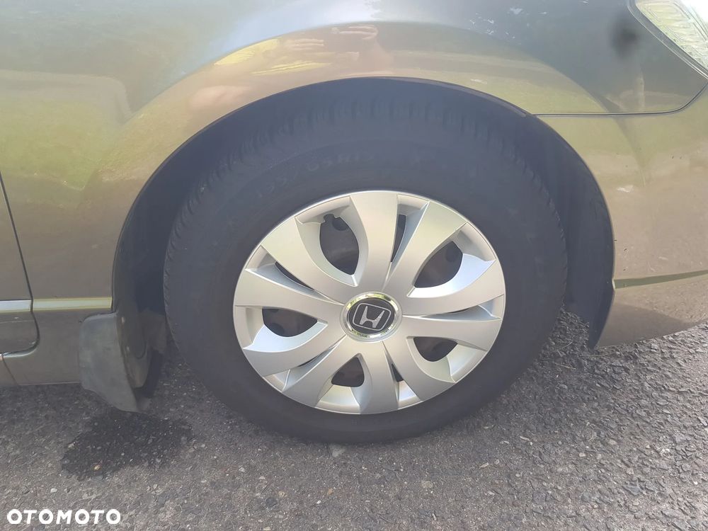 Honda Civic 1.8 Comfort - 25