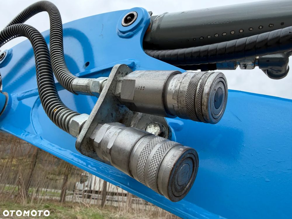 Wacker Neuson ET16 Minikoparka Koparka 2 tony. 793mtg JAK NOWA 2018 rok z Gospodarstwa Norweskiego 793 mtg. IGŁA! Rozsuwane hydraulicznie gąsienice. Dodatkowe sekcje Hydrauliczne. Silnik Yanmar 3 cyl. Aktualna DEKRA BMWT. Po serwisach! Ani deka luzów i wycieków. OKAZJA TANIO. Zadbana maszyna. 2 łyżki. Nie różni się od nówki sztuki z salonu!! Wielka Okazja. Fabryczny lakier na podzespołach! - 17