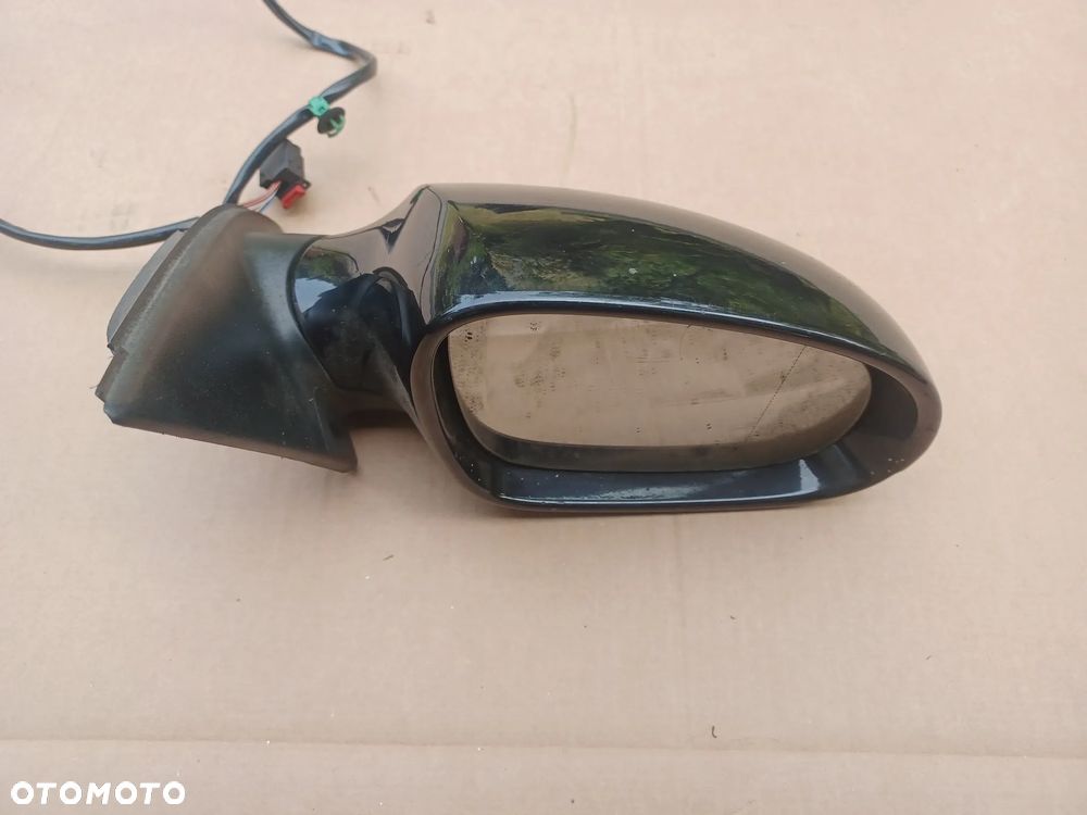 LUSTERKO PRAWE PASSAT B6 6PIN LC9X - 2