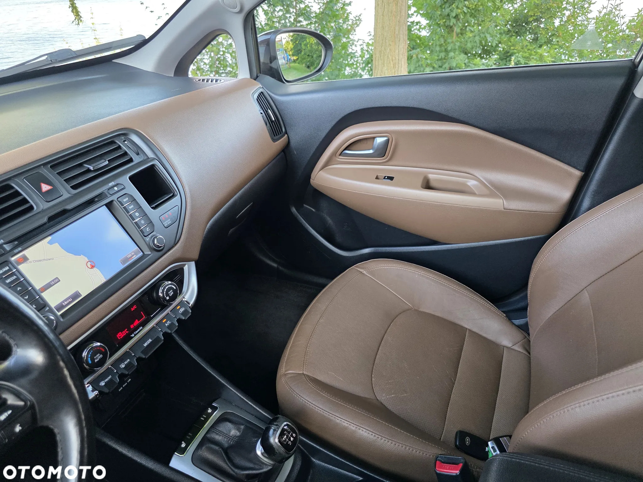 Kia Rio 1.4 CRDi 90 Platinum Edition - 19