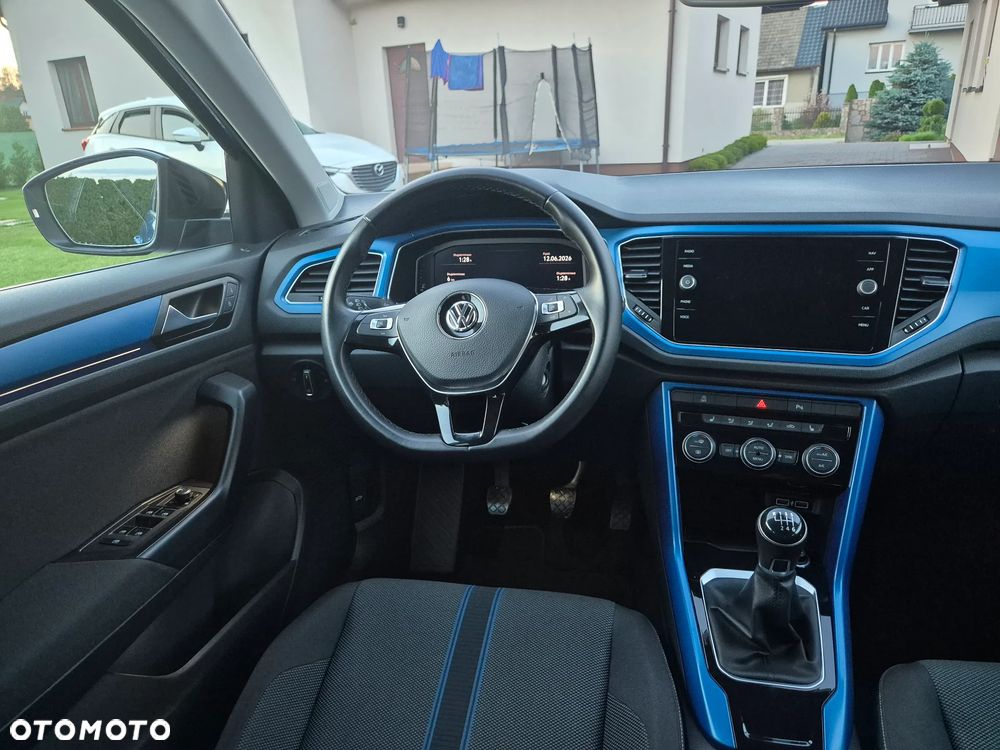 Volkswagen T-Roc 1.5 TSI OPF ACTIVE - 7