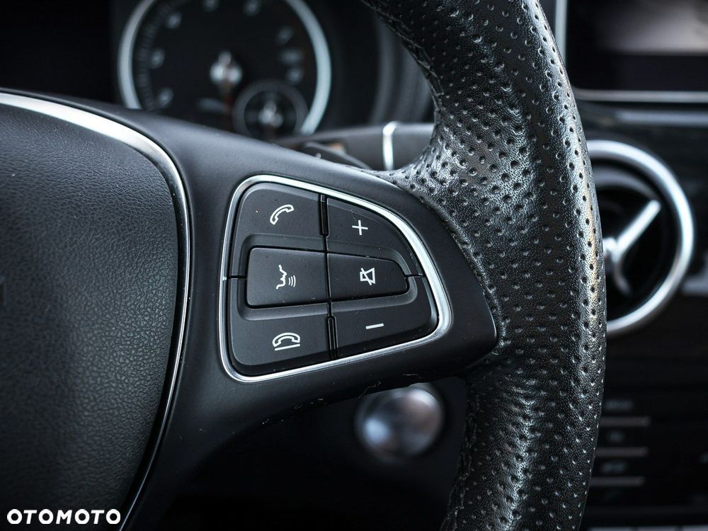 Mercedes-Benz Klasa B 180 (BlueEFFICIENCY) 7G-DCT - 23